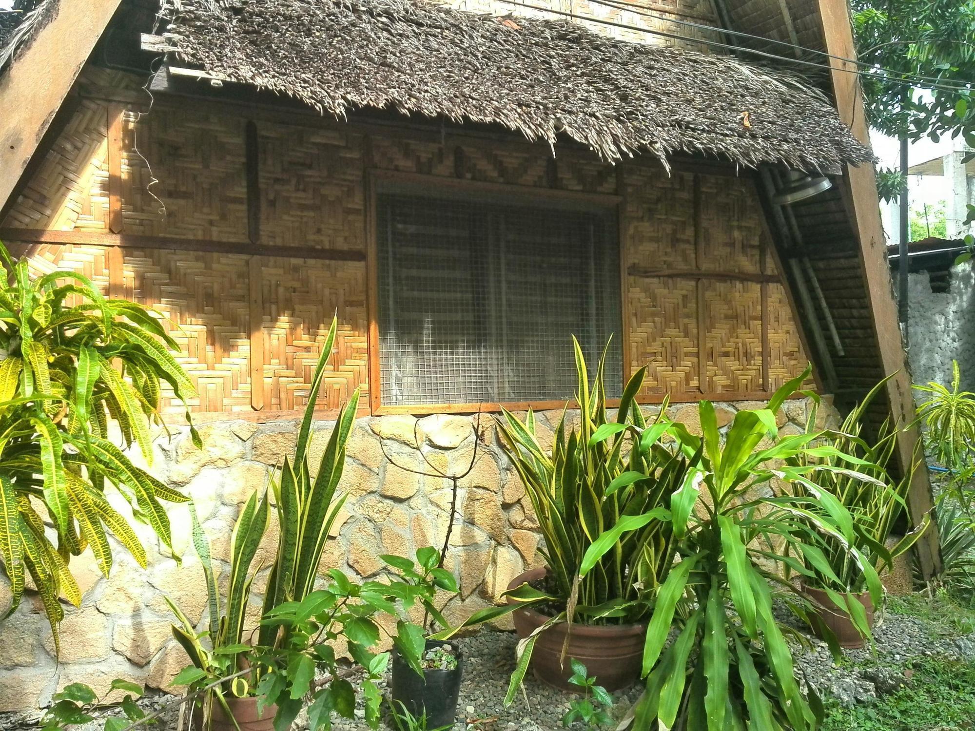 Bananaland Cottages Tawala  Экстерьер фото